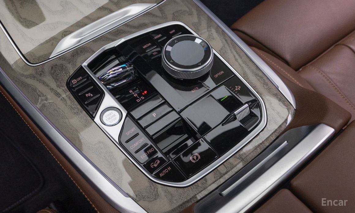 2023 BMW X7 I (G07) Рестайлинг xDrive 40d Design Pure Excellence 7-Seater с пробегом 40 800 км