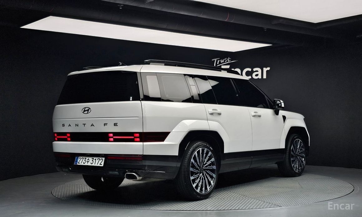 2023 Hyundai Santa Fe V (MX5) Gasoline 2.5T 2WD Calligraphy с пробегом 18 936 км