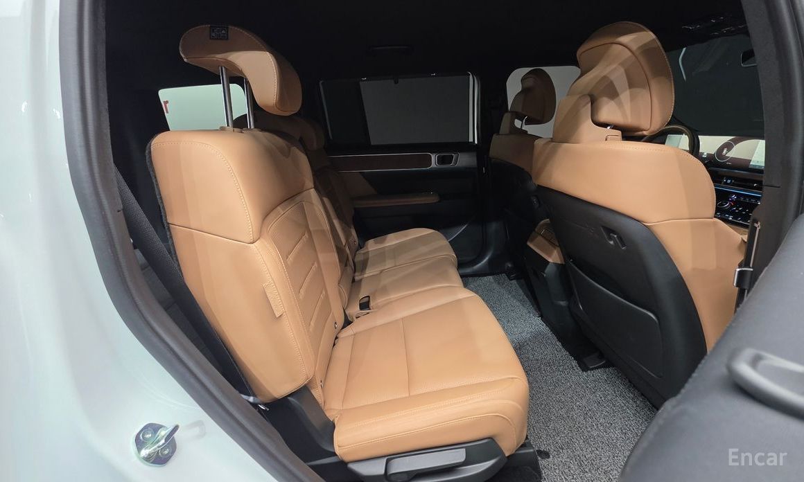 2023 Hyundai Santa Fe V (MX5) Gasoline 2.5T 2WD Calligraphy с пробегом 35 134 км