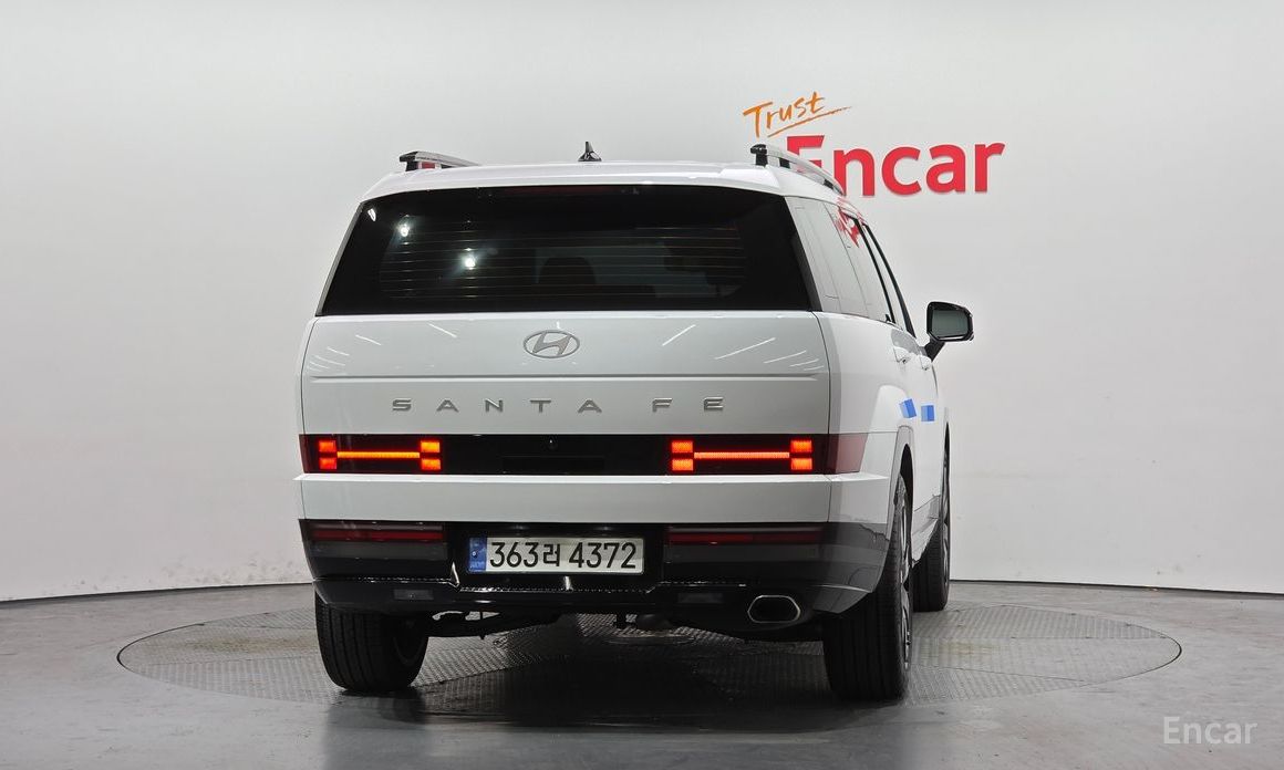 2024 Hyundai Santa Fe V (MX5) Gasoline 2.5T 2WD Calligraphy с пробегом 17 265 км