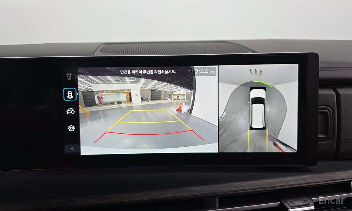 2024 Hyundai Santa Fe V (MX5) Gasoline 2.5T 2WD Calligraphy с пробегом 17 265 км