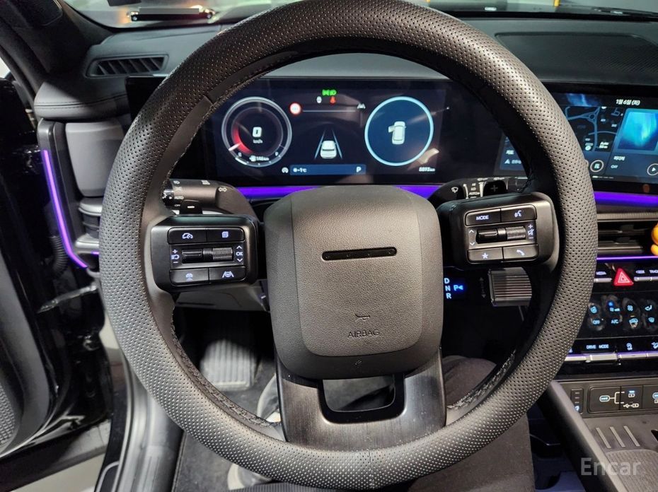 2025 Hyundai Santa Fe V (MX5) Gasoline 2.5T 2WD Calligraphy с пробегом 8 900 км