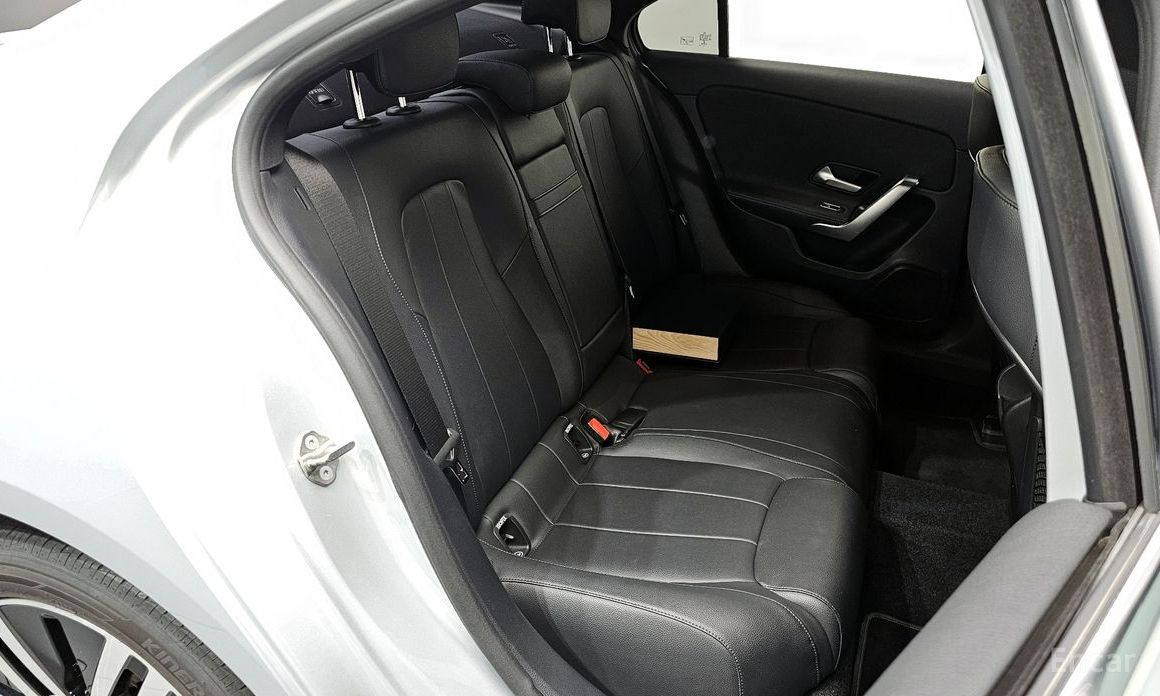 2022 Mercedes-Benz A-Класс IV (W177) A220 Sedan с пробегом 114 413 км