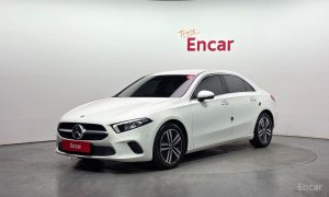 2021 Mercedes-Benz A-Класс IV (W177) A220 Sedan с пробегом 57 901 км