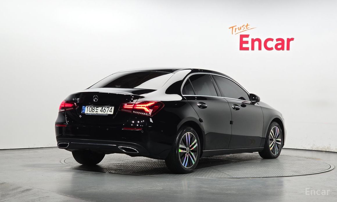 2021 Mercedes-Benz A-Класс IV (W177) A220 Sedan с пробегом 99 485 км