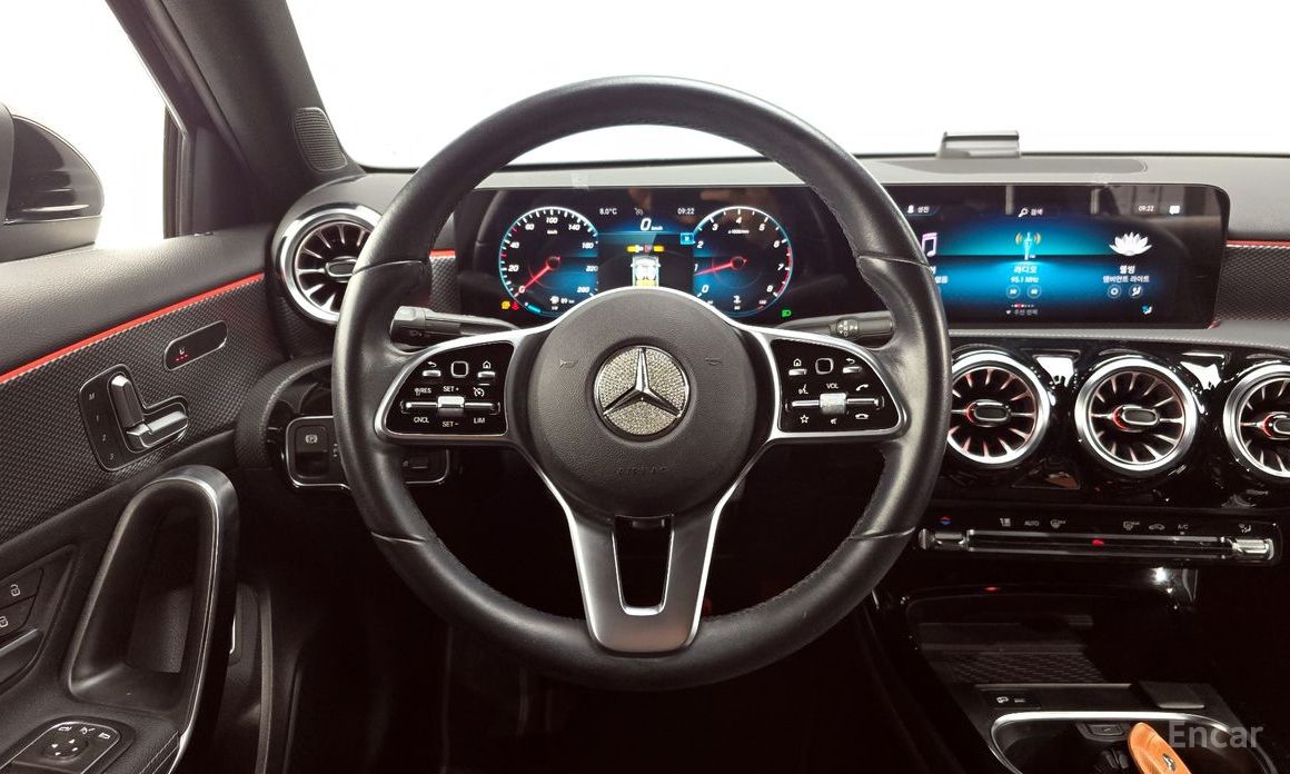 2021 Mercedes-Benz A-Класс IV (W177) A220 Sedan с пробегом 99 485 км