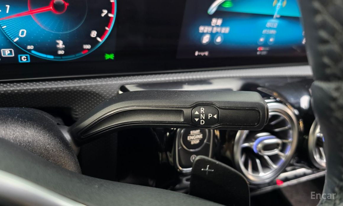 2021 Mercedes-Benz A-Класс IV (W177) A220 Sedan с пробегом 41 800 км
