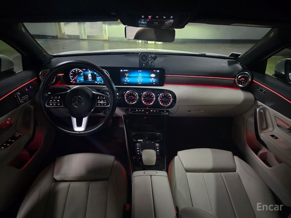 2021 Mercedes-Benz A-Класс IV (W177) A220 Sedan с пробегом 52 090 км