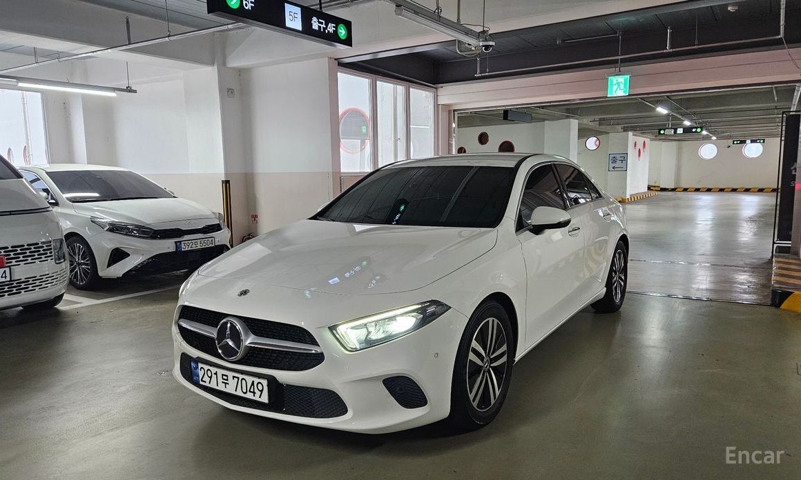 2021 Mercedes-Benz A-Класс IV (W177) A220 Sedan с пробегом 106 630 км