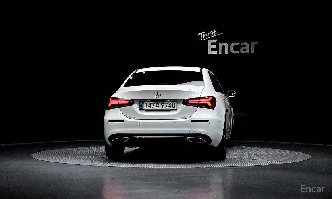 2021 Mercedes-Benz A-Класс IV (W177) A220 Sedan с пробегом 113 130 км