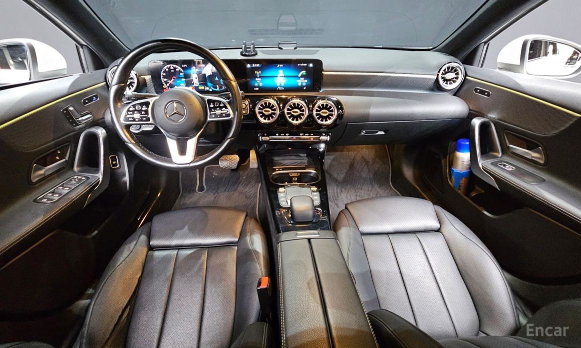 2021 Mercedes-Benz A-Класс IV (W177) A220 Sedan с пробегом 113 130 км