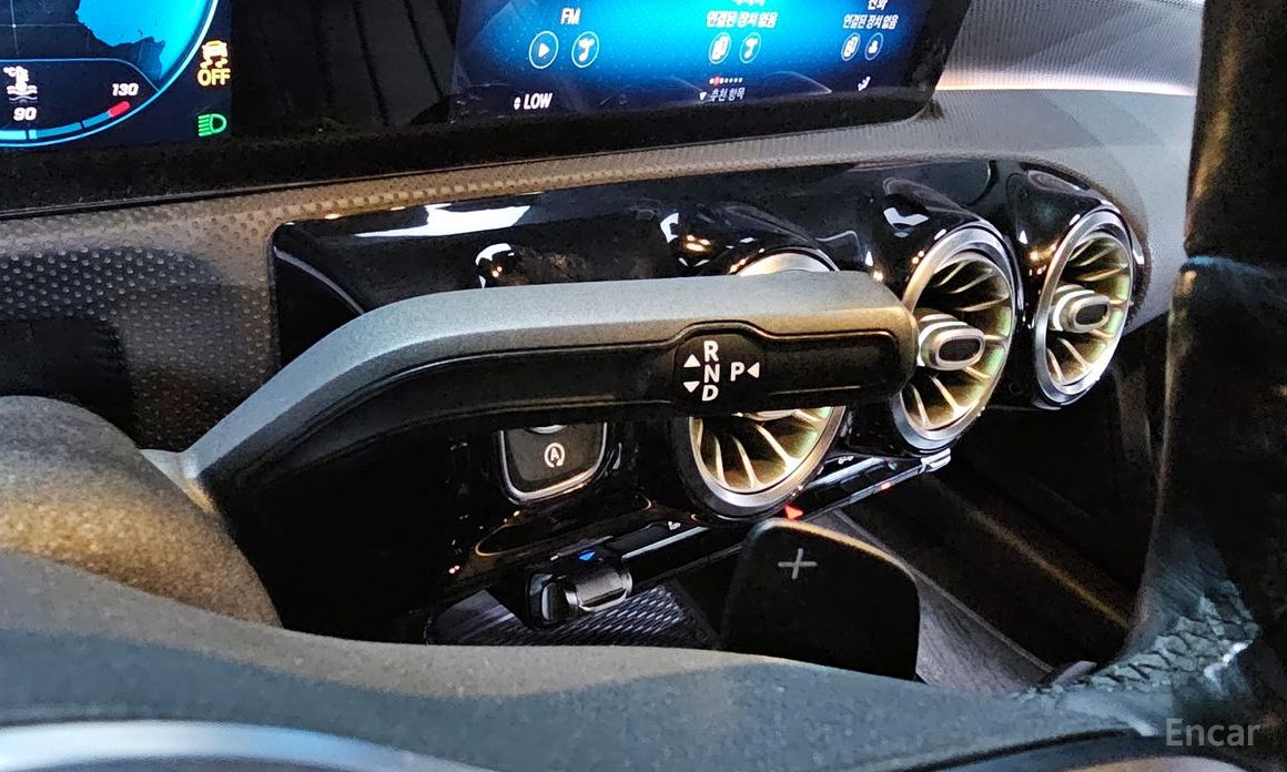2021 Mercedes-Benz A-Класс IV (W177) A220 Sedan с пробегом 113 130 км