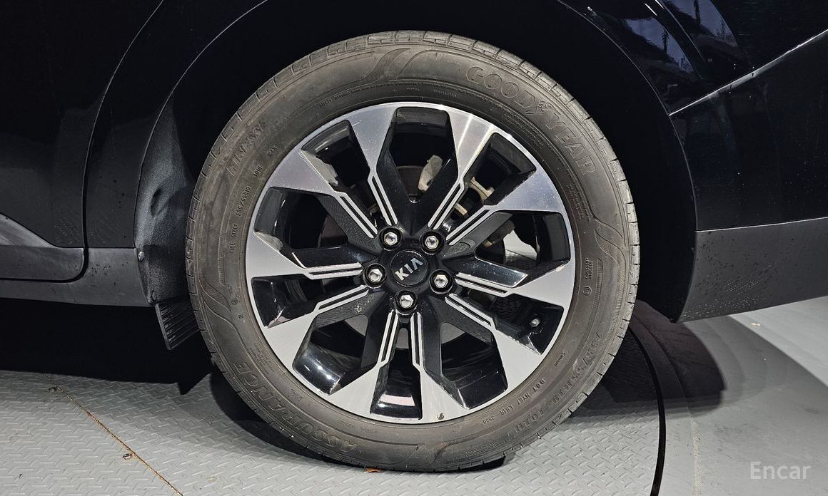 2021 Kia Carnival IV 9-Seater Prestige с пробегом 55 182 км