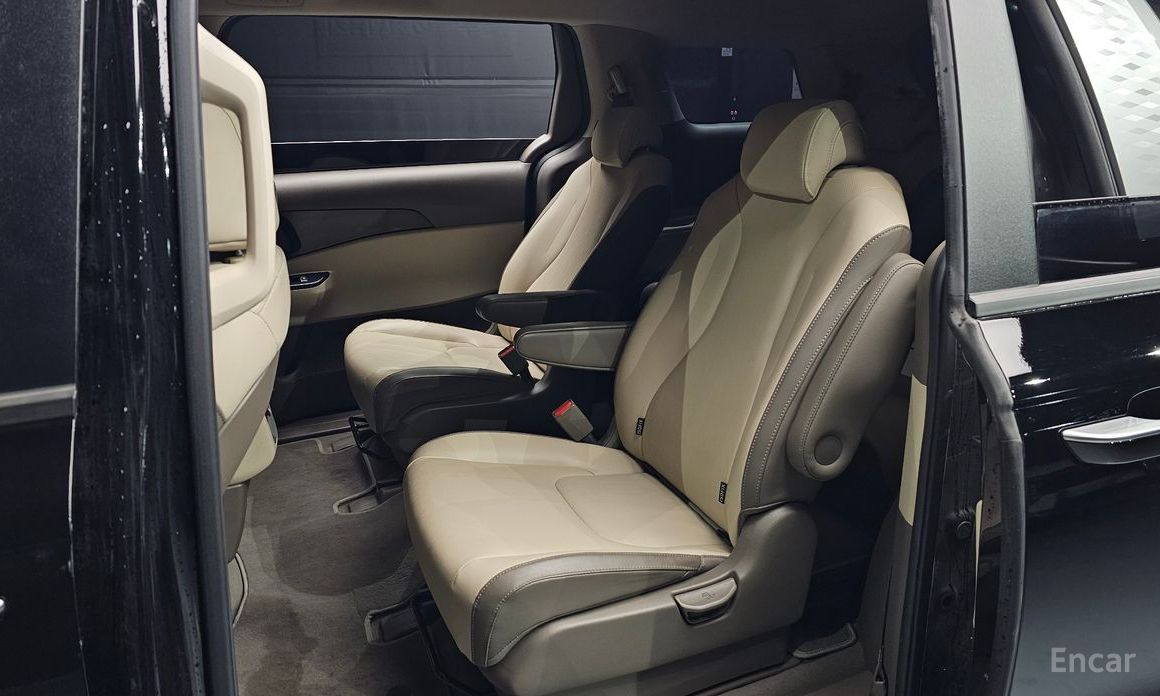 2021 Kia Carnival IV 9-Seater Prestige с пробегом 55 182 км