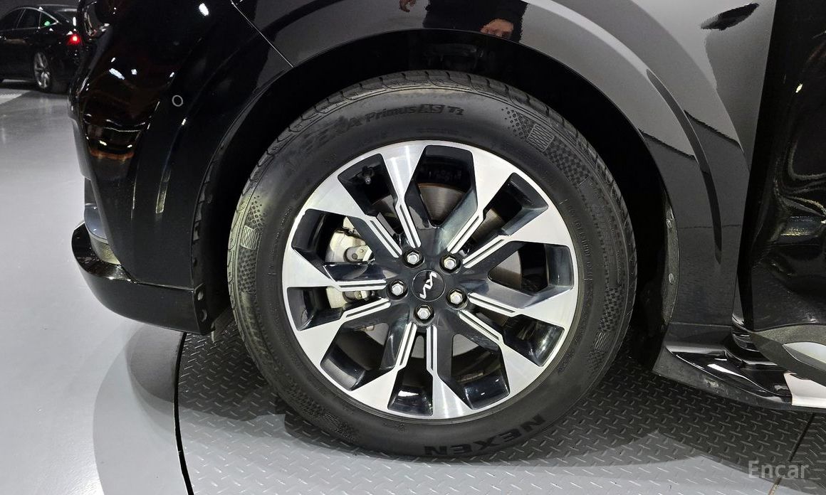2022 Kia Carnival IV 7-Seater Hi-Limousine Signature с пробегом 51 363 км