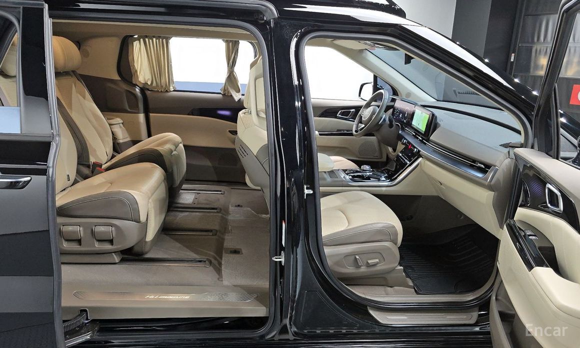 2022 Kia Carnival IV 7-Seater Hi-Limousine Signature с пробегом 51 363 км