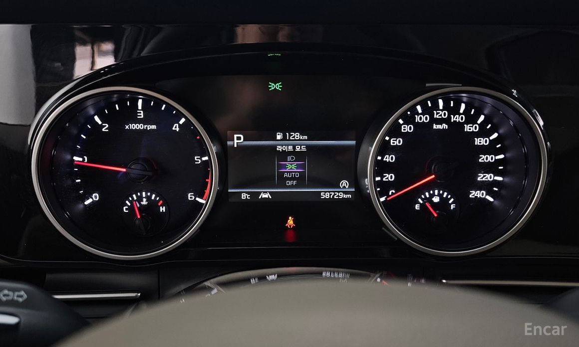 2022 Kia Carnival IV 9-Seater Prestige с пробегом 58 729 км