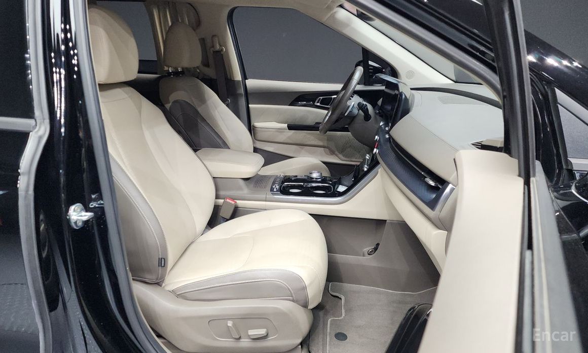 2021 Kia Carnival IV 7-Seater Hi-Limousine Signature с пробегом 52 176 км