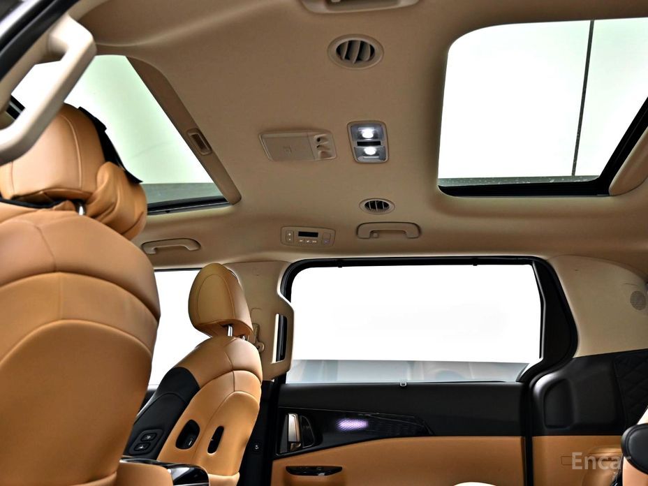 2022 Kia Carnival IV 7-Seater Signature с пробегом 53 118 км