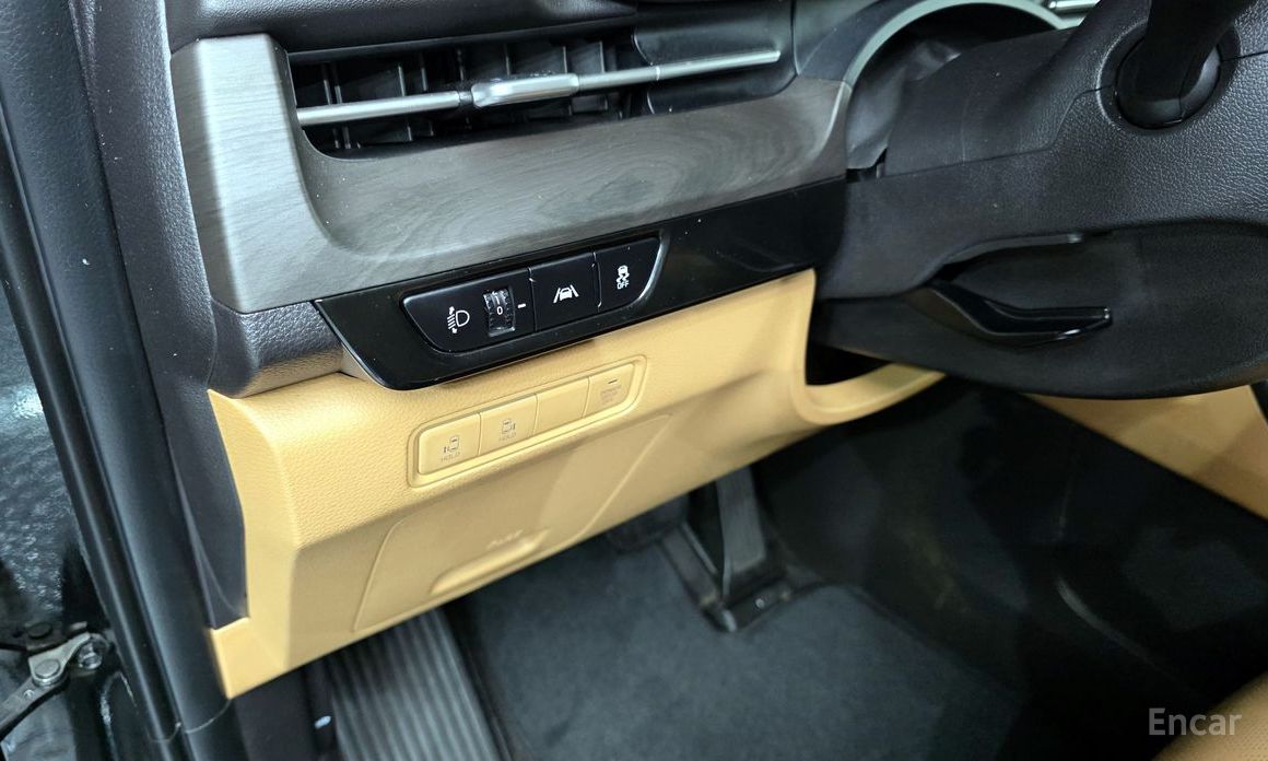 2022 Kia Carnival IV 9-Seater Prestige с пробегом 50 754 км