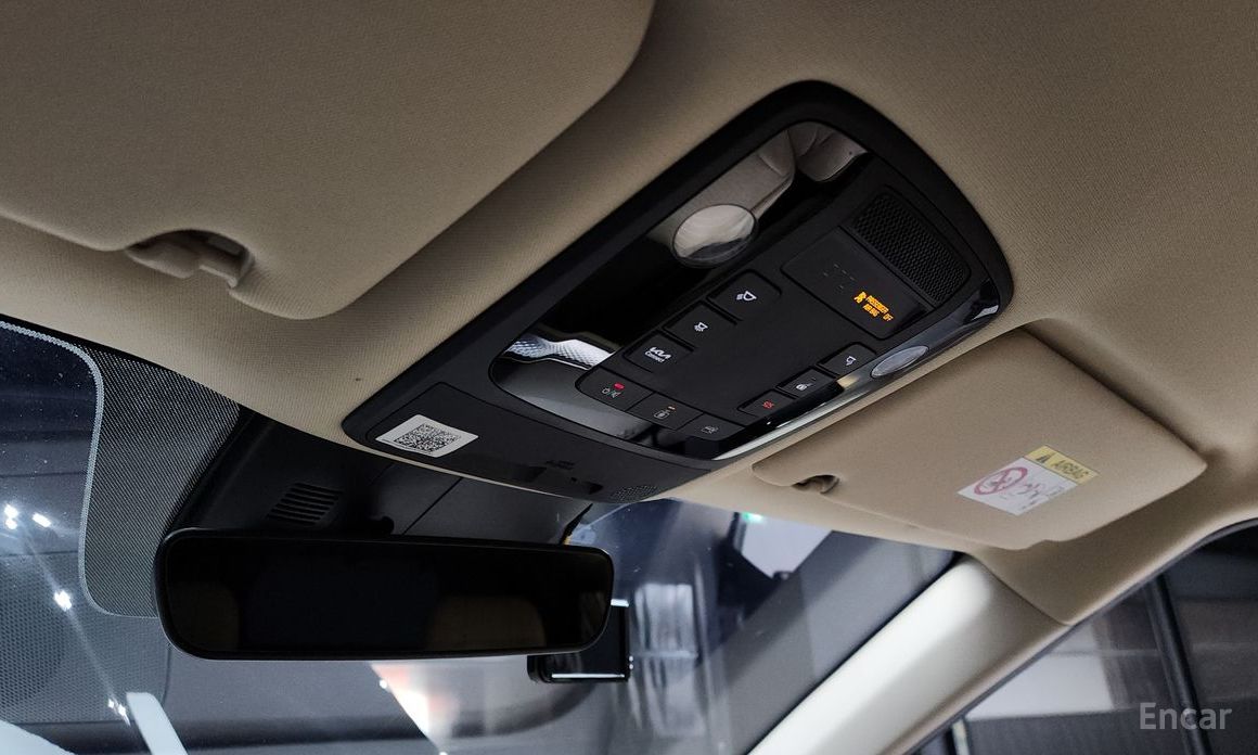 2021 Kia Carnival IV 7-Seater Hi-Limousine Signature с пробегом 52 176 км