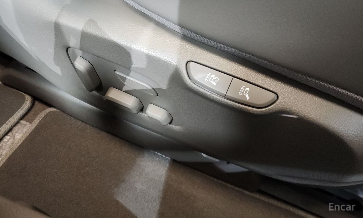 2021 Kia Carnival IV 7-Seater Hi-Limousine Signature с пробегом 52 176 км