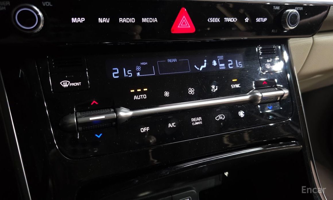 2021 Kia Carnival IV 9-Seater Hi-Limousine Signature с пробегом 55 839 км