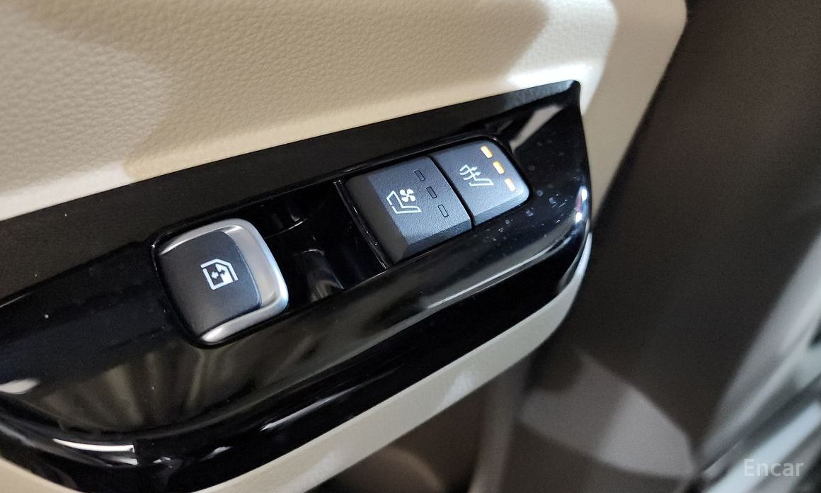 2021 Kia Carnival IV 7-Seater Hi-Limousine Signature с пробегом 52 176 км