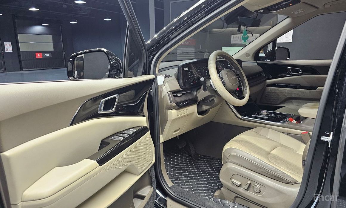 2022 Kia Carnival IV 7-Seater Noblesse с пробегом 53 949 км
