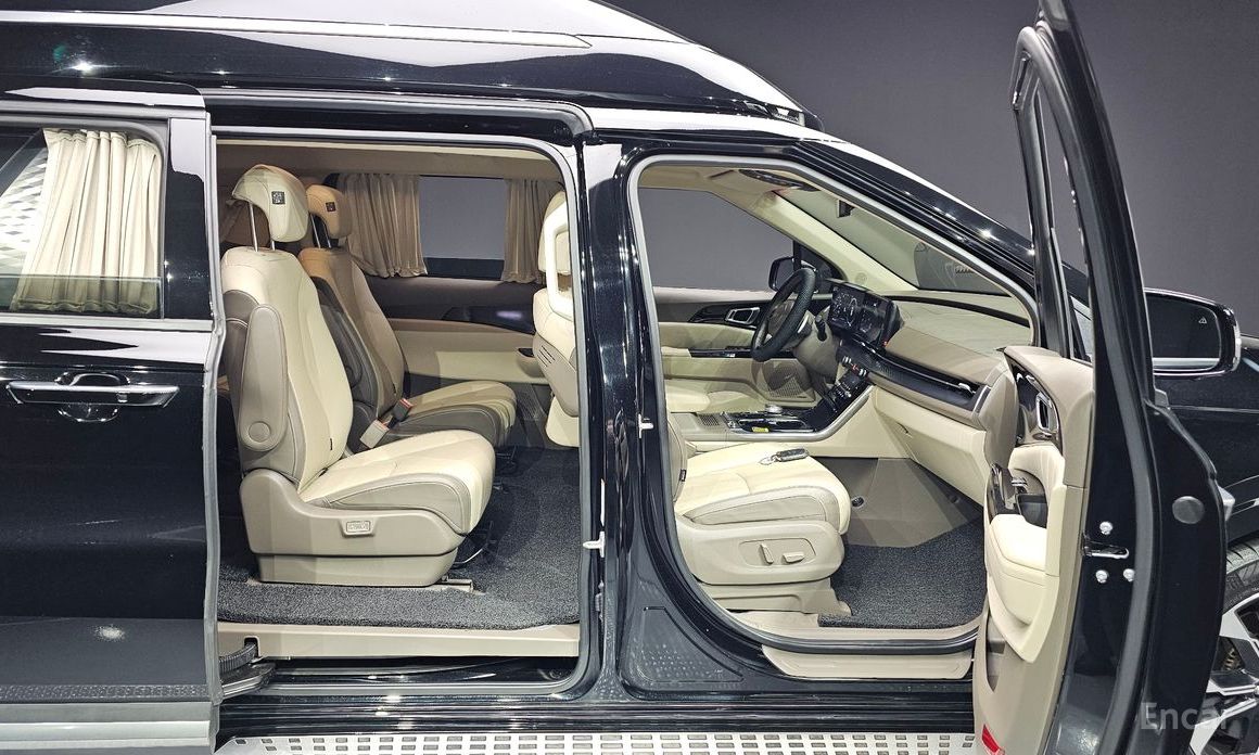 2022 Kia Carnival IV 9-Seater Hi-Limousine Signature с пробегом 50 394 км