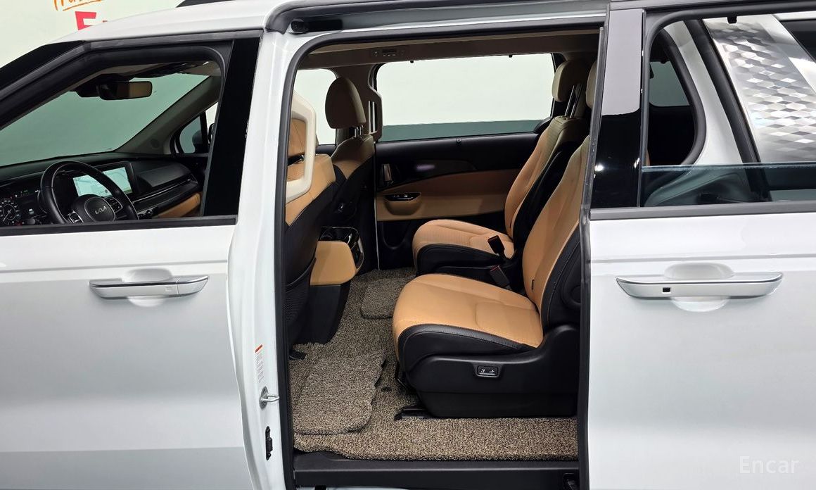 2022 Kia Carnival IV 9-Seater Signature с пробегом 56 644 км