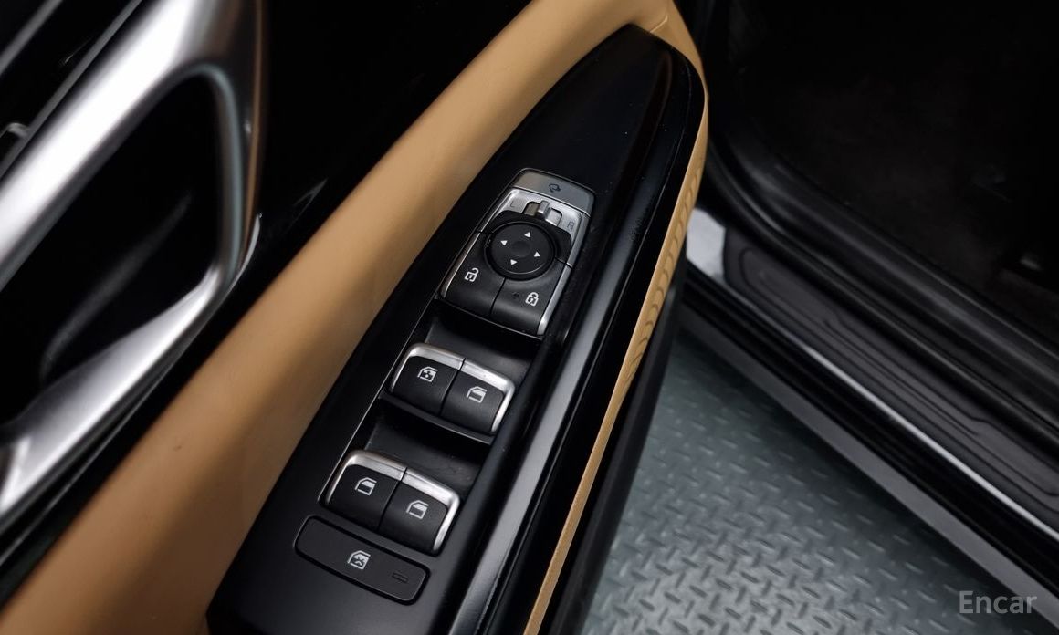 2021 Kia Carnival IV 9-Seater Prestige с пробегом 55 235 км