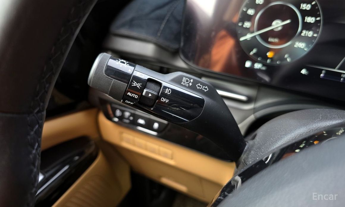 2021 Kia Carnival IV 7-Seater Signature с пробегом 59 887 км