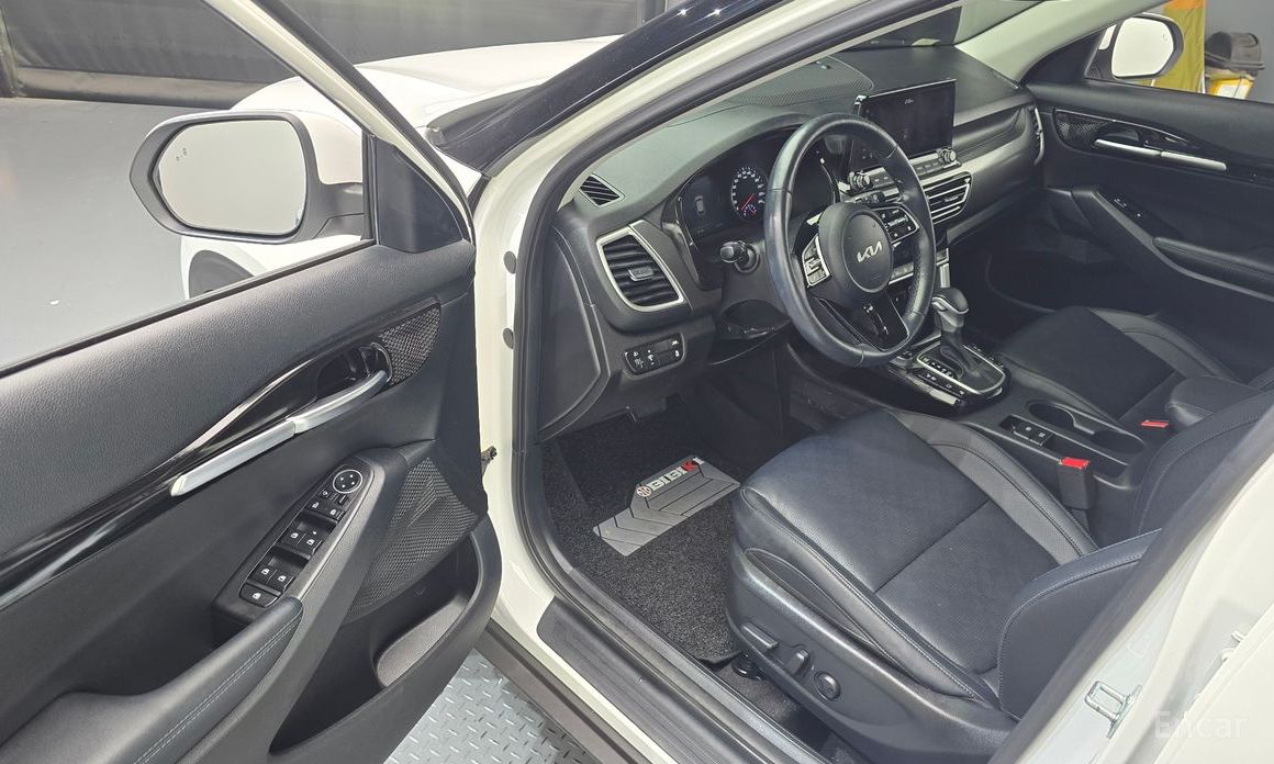 2022 Kia Seltos I Gasoline 1.6 Turbo 2WD Prestige с пробегом 64 720 км