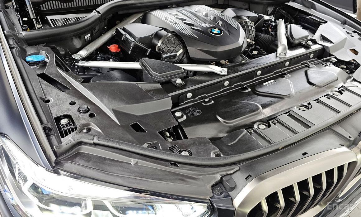 2022 BMW X5 IV (G05/G18) M50i с пробегом 98 281 км