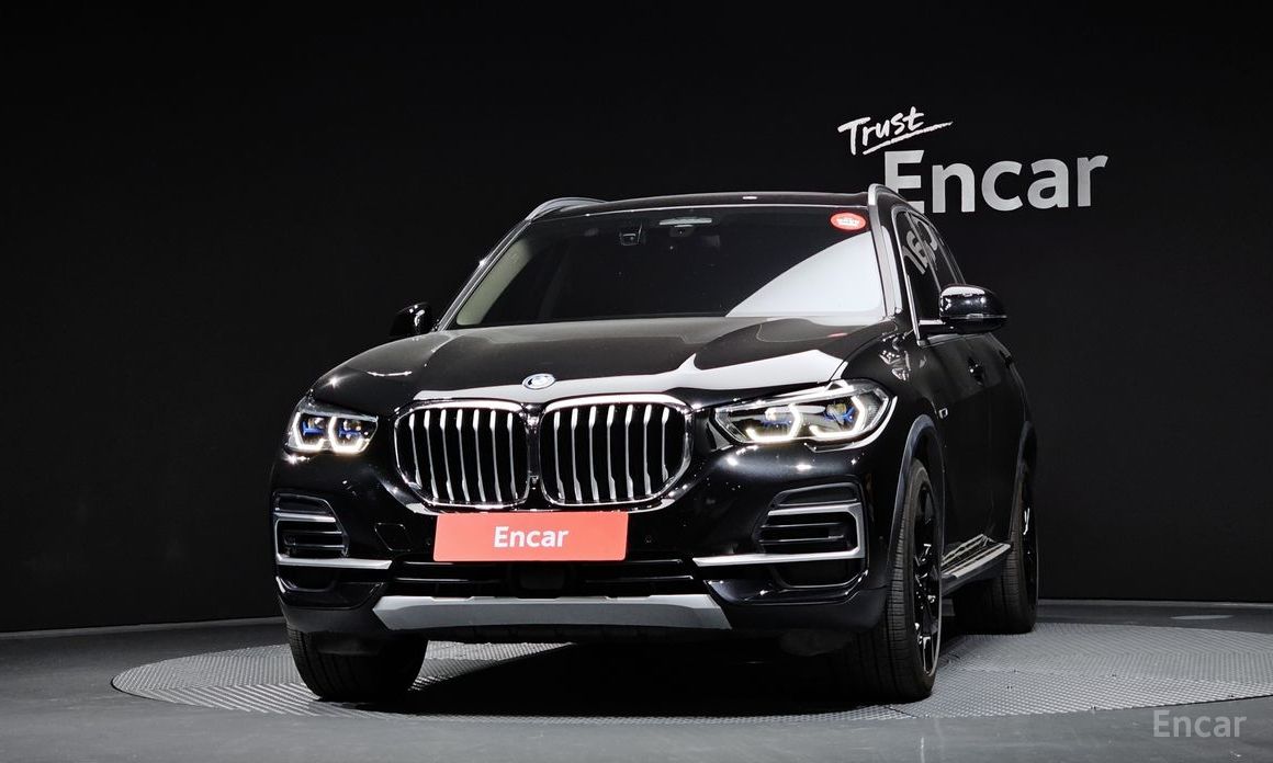 2022 BMW X5 IV (G05/G18) xDrive 45e xLine с пробегом 42 357 км