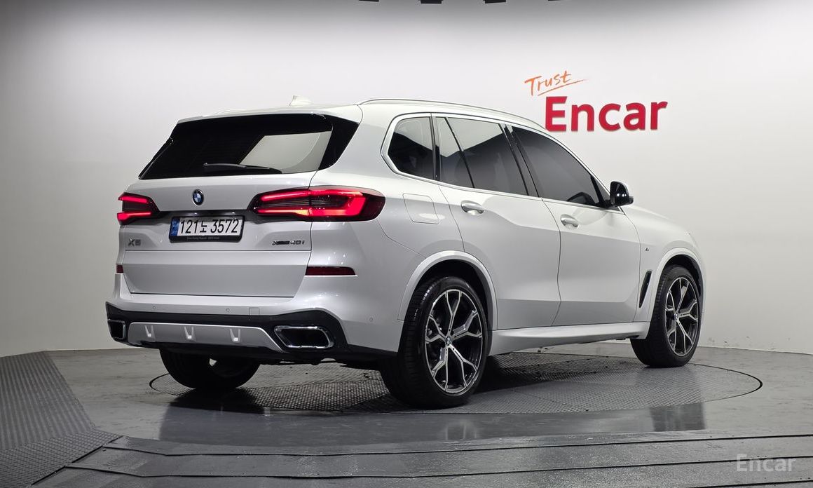 2022 BMW X5 IV (G05/G18) xDrive 40i M Sport с пробегом 51 108 км