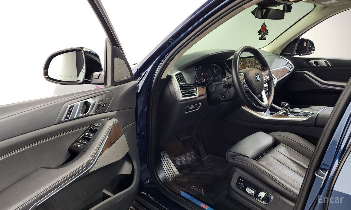 2021 BMW X5 IV (G05/G18) xDrive 40i xLine с пробегом 90 449 км
