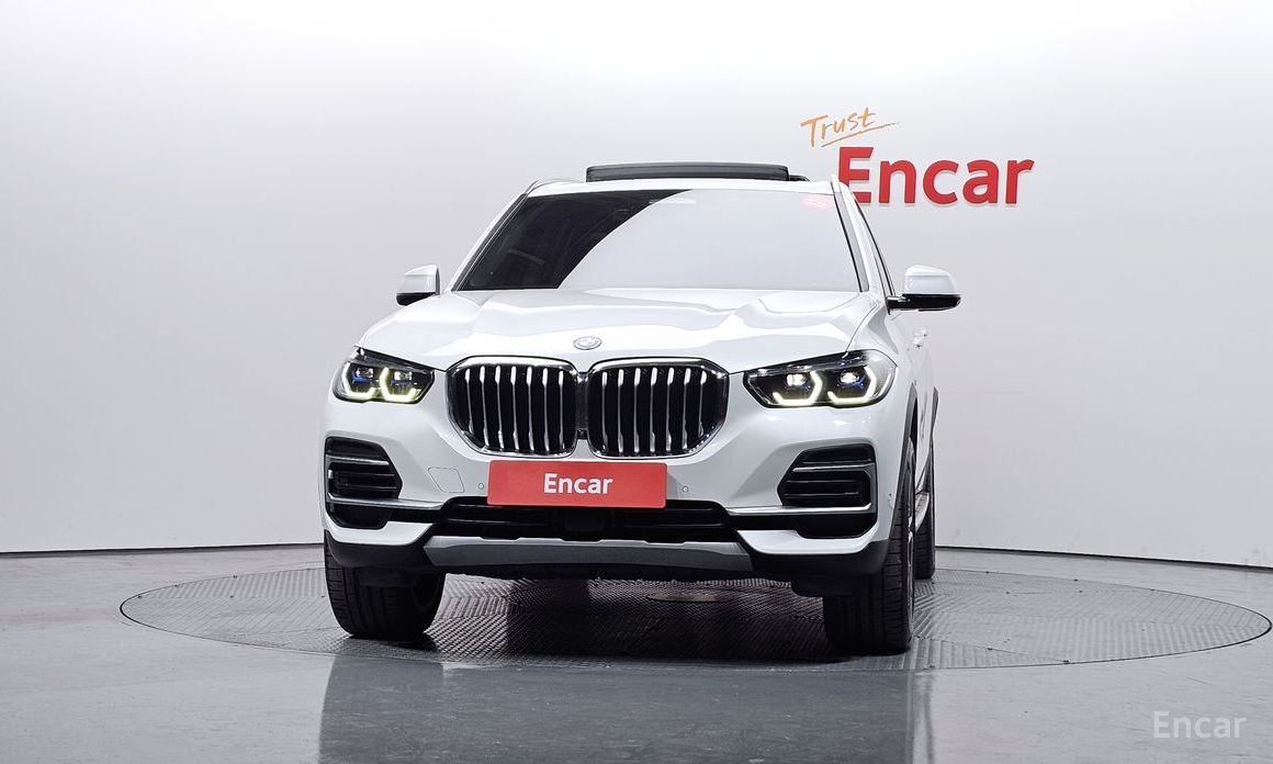 2022 BMW X5 IV (G05/G18) xDrive 45e xLine с пробегом 70 757 км
