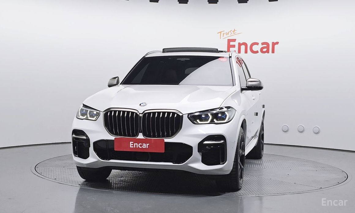2022 BMW X5 IV (G05/G18) M50i с пробегом 63 031 км