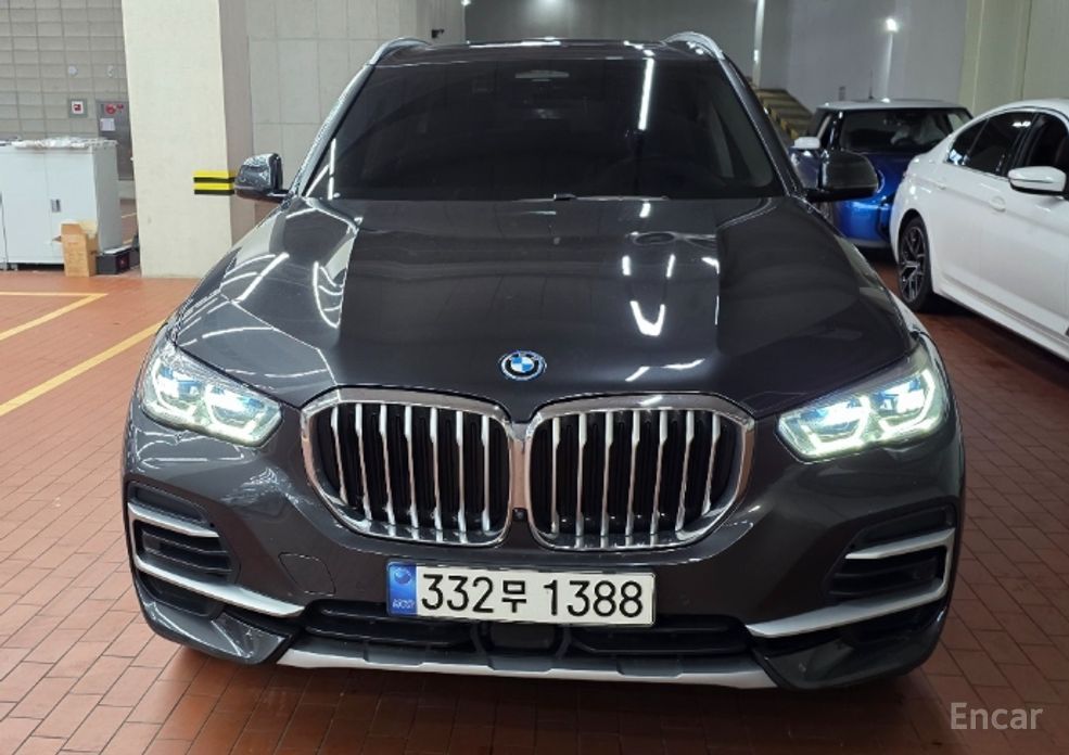 2022 BMW X5 IV (G05/G18) xDrive 45e xLine с пробегом 61 887 км