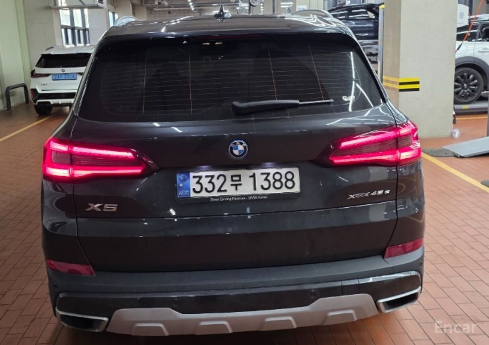 2022 BMW X5 IV (G05/G18) xDrive 45e xLine с пробегом 61 887 км