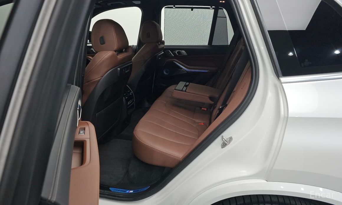 2022 BMW X5 IV (G05/G18) M50i с пробегом 63 031 км