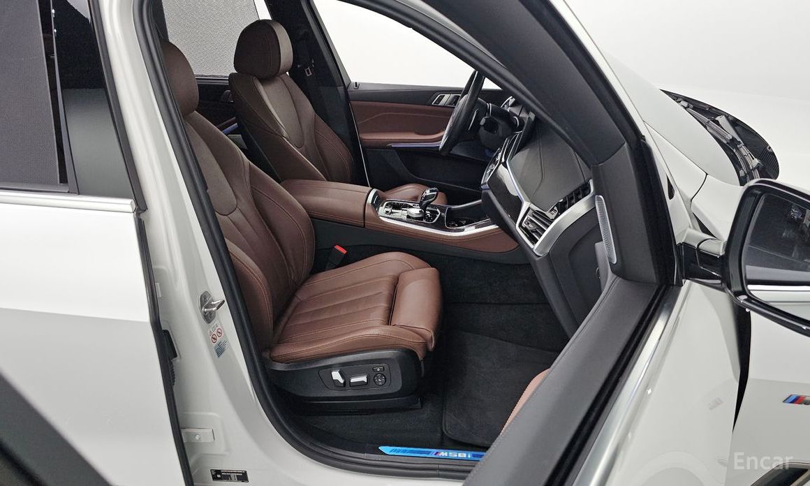 2022 BMW X5 IV (G05/G18) M50i с пробегом 63 031 км