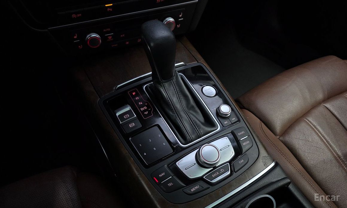 2015 Audi A6 IV (C7) Рестайлинг 35 TDI Premium C7 с пробегом 102 459 км