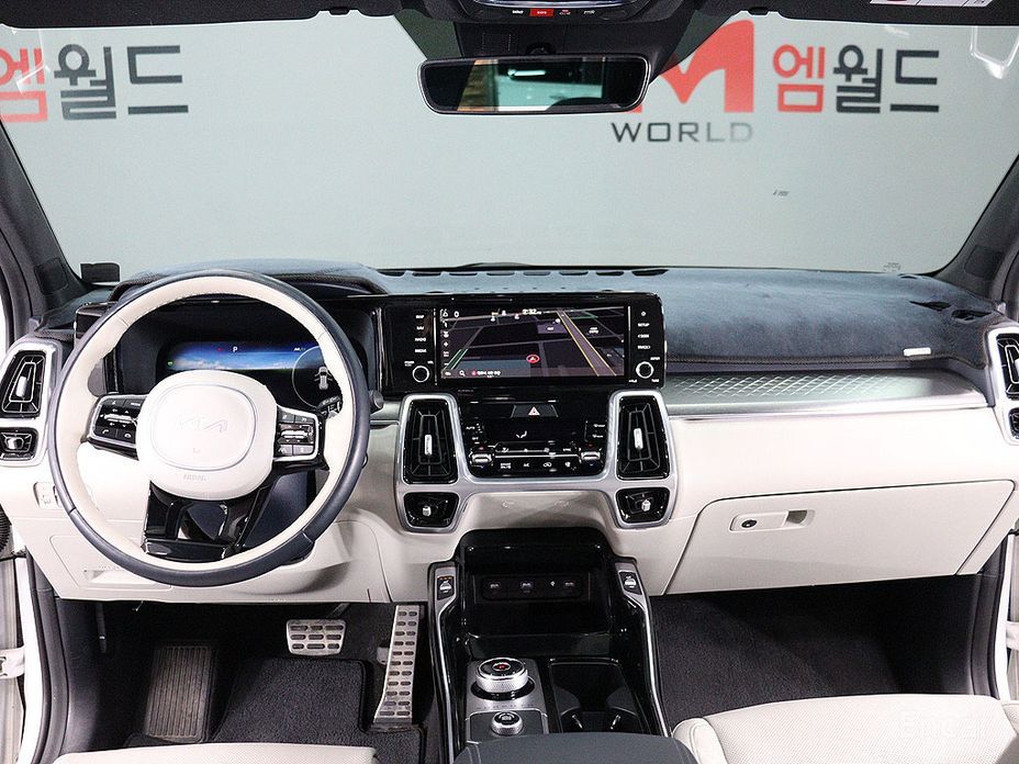 2022 Kia Sorento IV HEV 1.6 2WD Gravity с пробегом 56 547 км