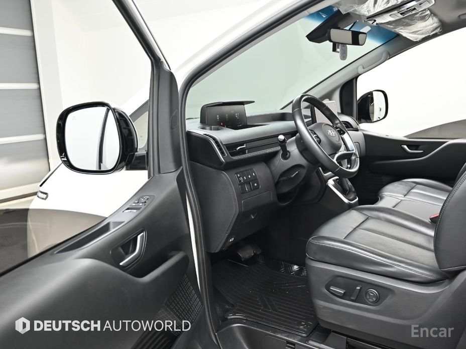 2021 Hyundai Staria  Tourer 11-Seater Modern с пробегом 66 840 км