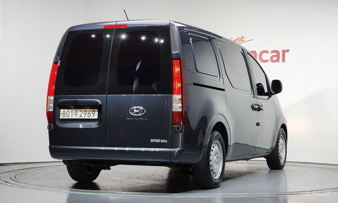 2021 Hyundai Staria  Cargo 3-Seater Smart с пробегом 38 096 км