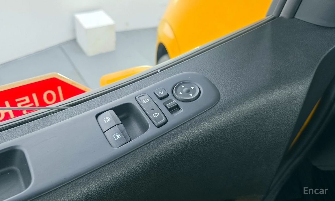 2021 Hyundai Staria  L3.5  Kinder Safety Car 15-Seater с пробегом 53 232 км