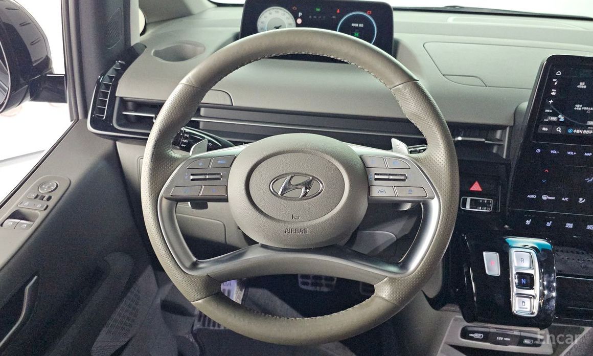 2021 Hyundai Staria  4WD Lounge 9-Seater Inspiration с пробегом 136 333 км